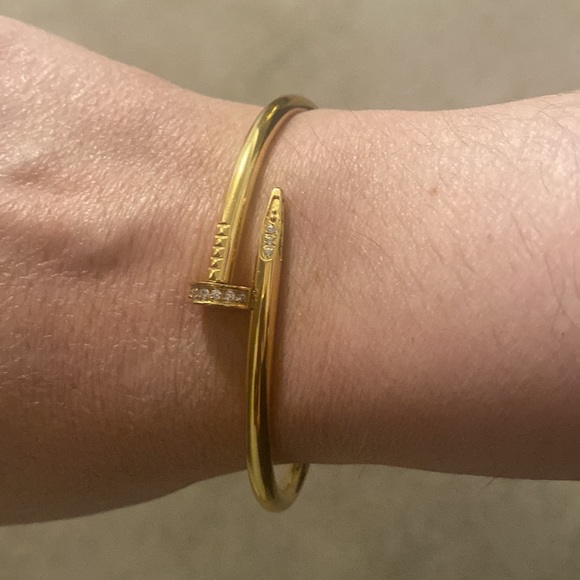 Nail Bangle Inspired Gold Tone 19cm - Picture 7 of 10